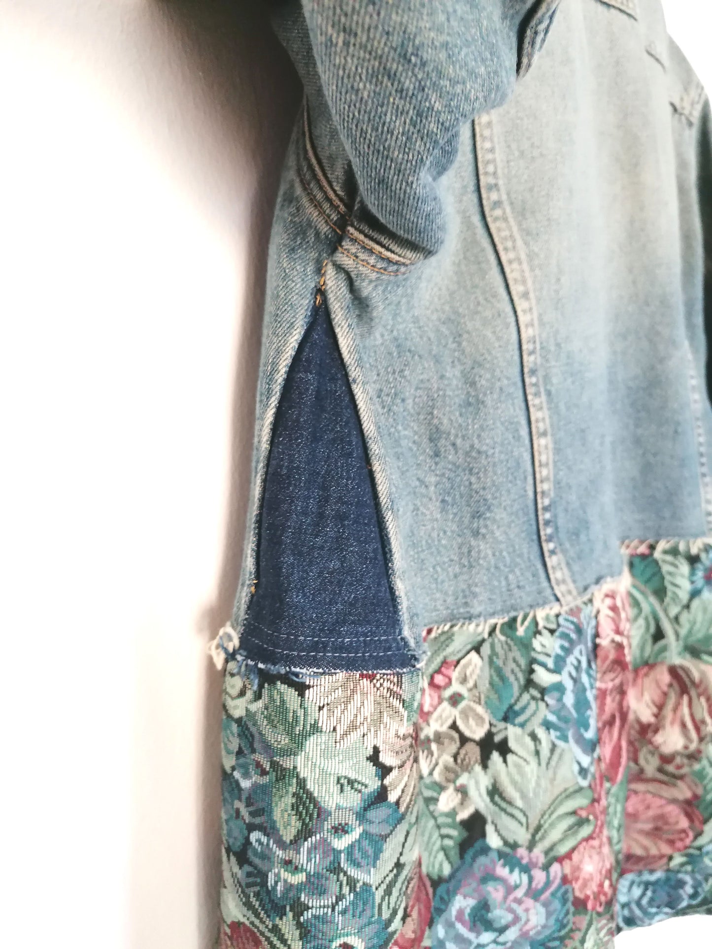 Giacca jeans upcycling Sofà taglia M